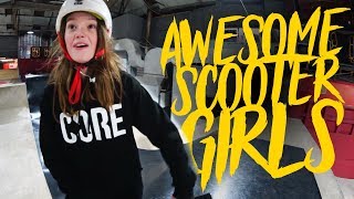Crazy Scooter Girls! screenshot 3