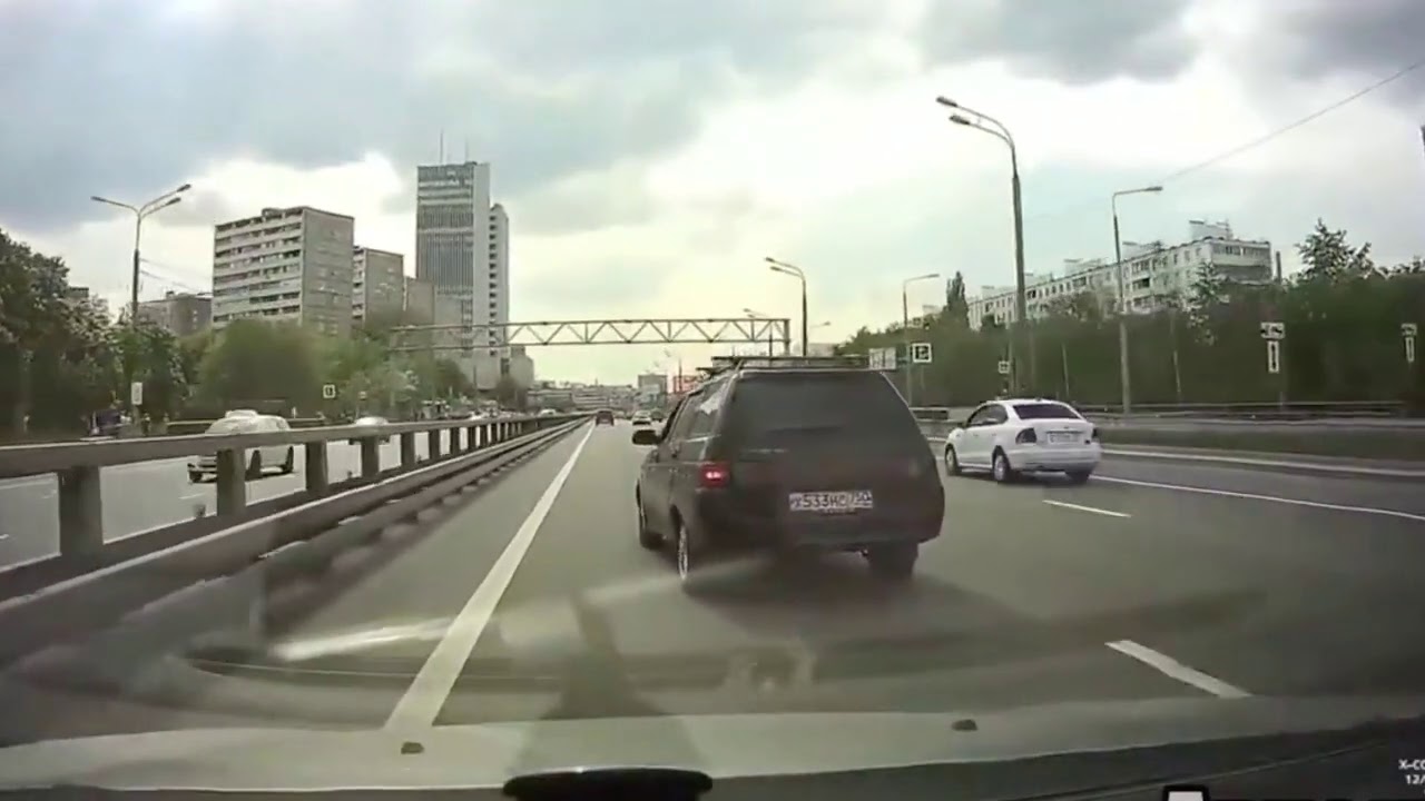 Курицы на дорогах подборка видеорегистраторов