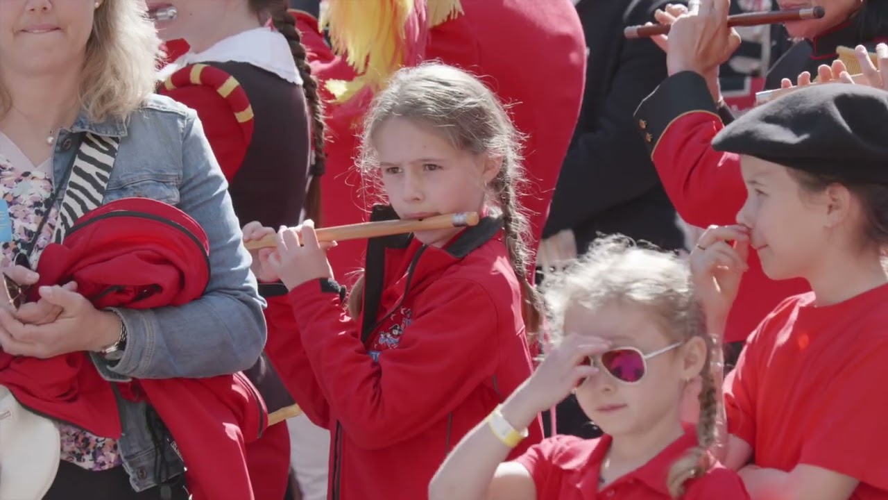 Oberwalliser Tambouren- und Pfeiferfest Eisten: Der Sonntag in Bildern. 81. Ausgabe in Eisten