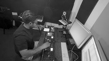 BIRD - live techno sesh 003 (Elektron Analog Rytm, Analog 4, Moog Matriarch, Maschine)