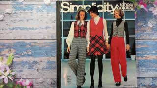 Simplicity Pattern Counter Catalog / 1970's Back to School / Walking Down Memory Lane