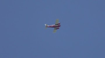 Piper PA-23 Apache flying overhead