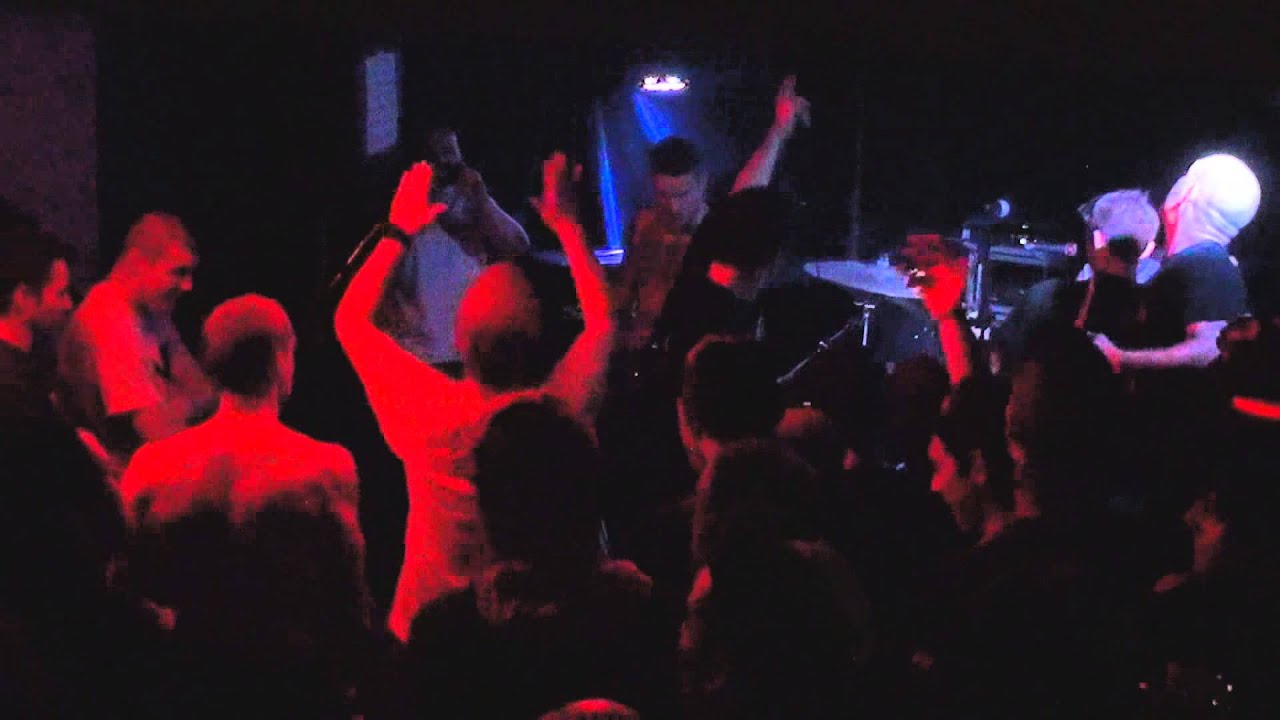 STRIKE BACK   [HD] 19 APRIL 2013