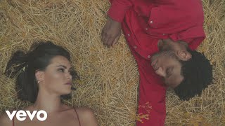 Video thumbnail of "Sinead Harnett - Pulling Away ft. Gallant"