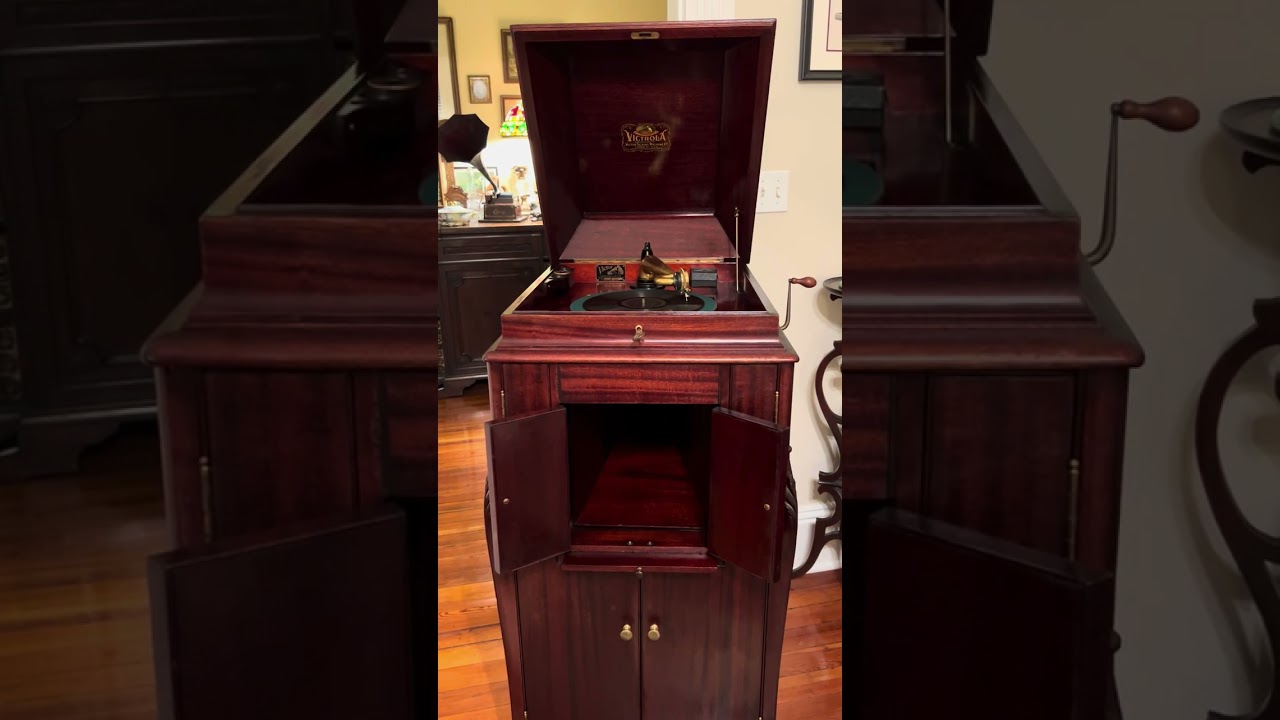 Trail Of The Lonesome Pine by Edna Brown & James F. Harrison, 1913 on the 1911 Victor VV-XVI L Door