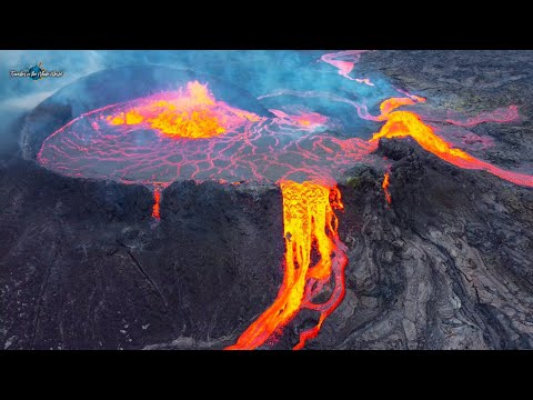 HUGE LAVAFALLS ARE SPILLING FROM THE VOLCANO!CINEMATIC VERSION Iceland Volcano Eruption-18 Aug, 2021