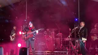 Lucy Spraggan - Drink ‘Til We Go Home LIVE - Castleton 13/12/19