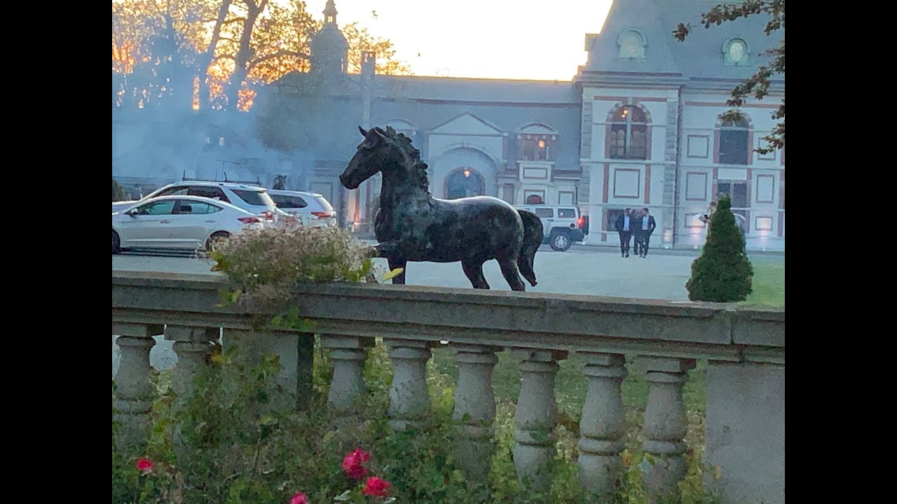 Jennifer Lawrence wedding in Newport, Rhode Island