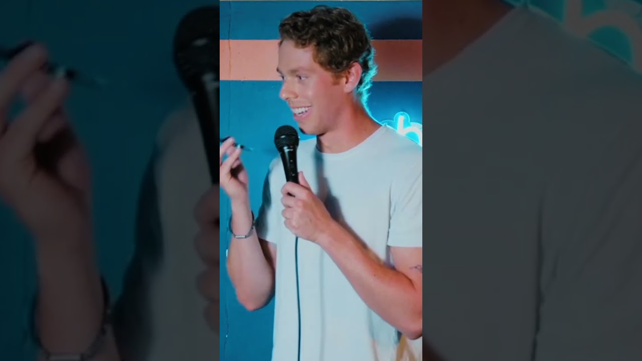 My Mom called me during a show | Lucas Zelnick Crowd Work Comedy