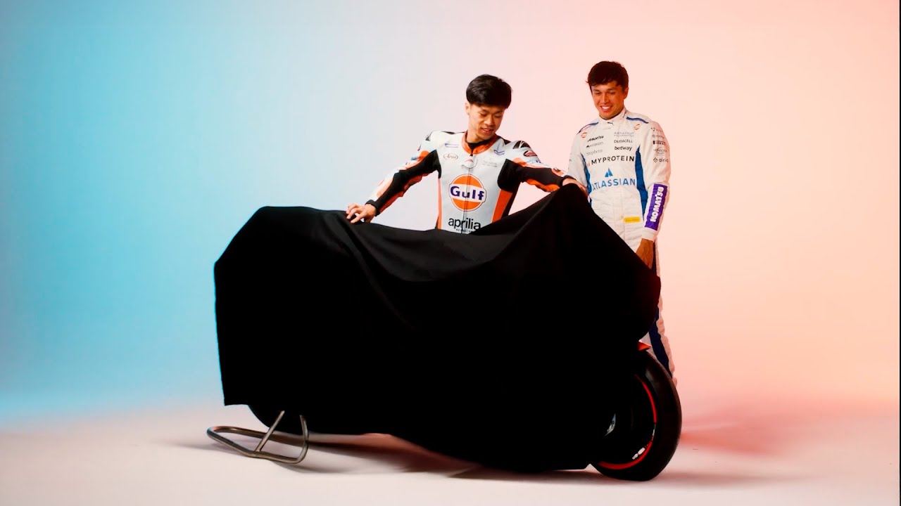 Alex Albon e Ai Ogura conhecem a nova pintura Gulf da Trackhouse MotoGP