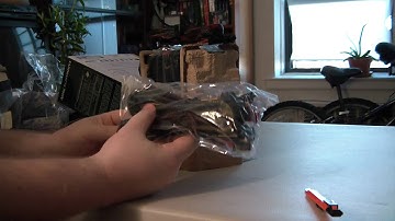 Antec EarthWatts 750 Watt Power Supply unboxing.