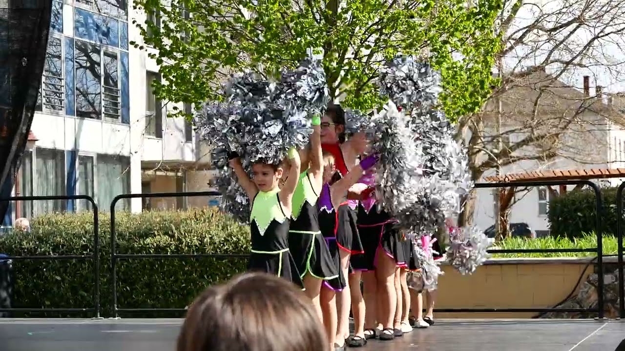 Harmony Dance -mazsorett és show tánc 10 -2023 Siófok –Húsvéti Nyuladalom