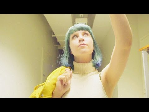 Femme En Fourrure - Creepers (Official Video)