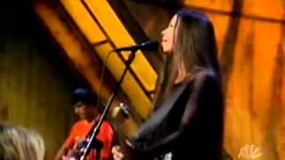 Video thumbnail of "Alanis Morissette - Hands Clean + Interview - Last Call with Carson Daly [02-27-2002] (PART 1)"