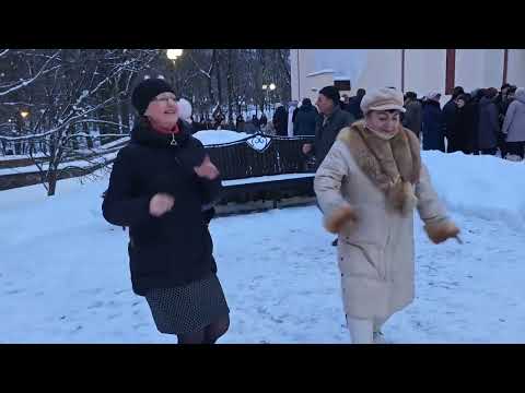 14.01.24Г...Три Линии... Банд Одесса... Звучит На Танцполе В Гомельском Парке...