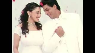 Ye ful tumhare jewar hai, ye chand tumhara aina.