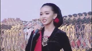 Ratu Podang Kuning Umi Hafifah Terbaru//Langgam Ngujiwat