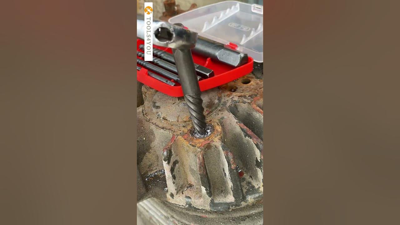 How to remove a broken bolt