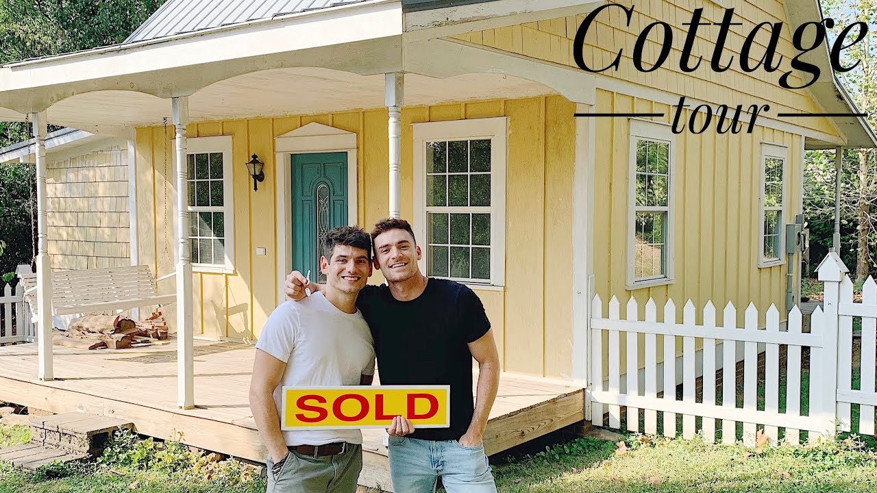 WE BOUGHT A HOUSE COTTAGE HOUSE TOUR Gay Couple PJ & Thomas YouTube