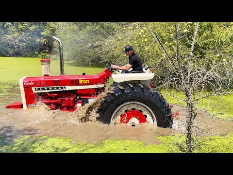 Video: Kaip parašyti „Farmall“traktorių?