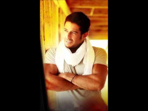 Mohamed Hamaki Eidy Fe Eidek محمد حماقى أيدى فى ايديك