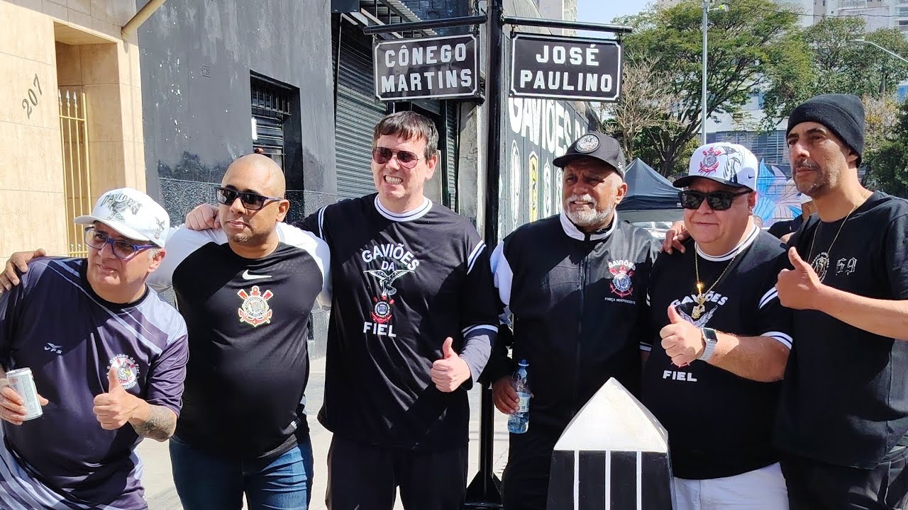 Um dia de Gaviões da Fiel... Inauguração marco 0