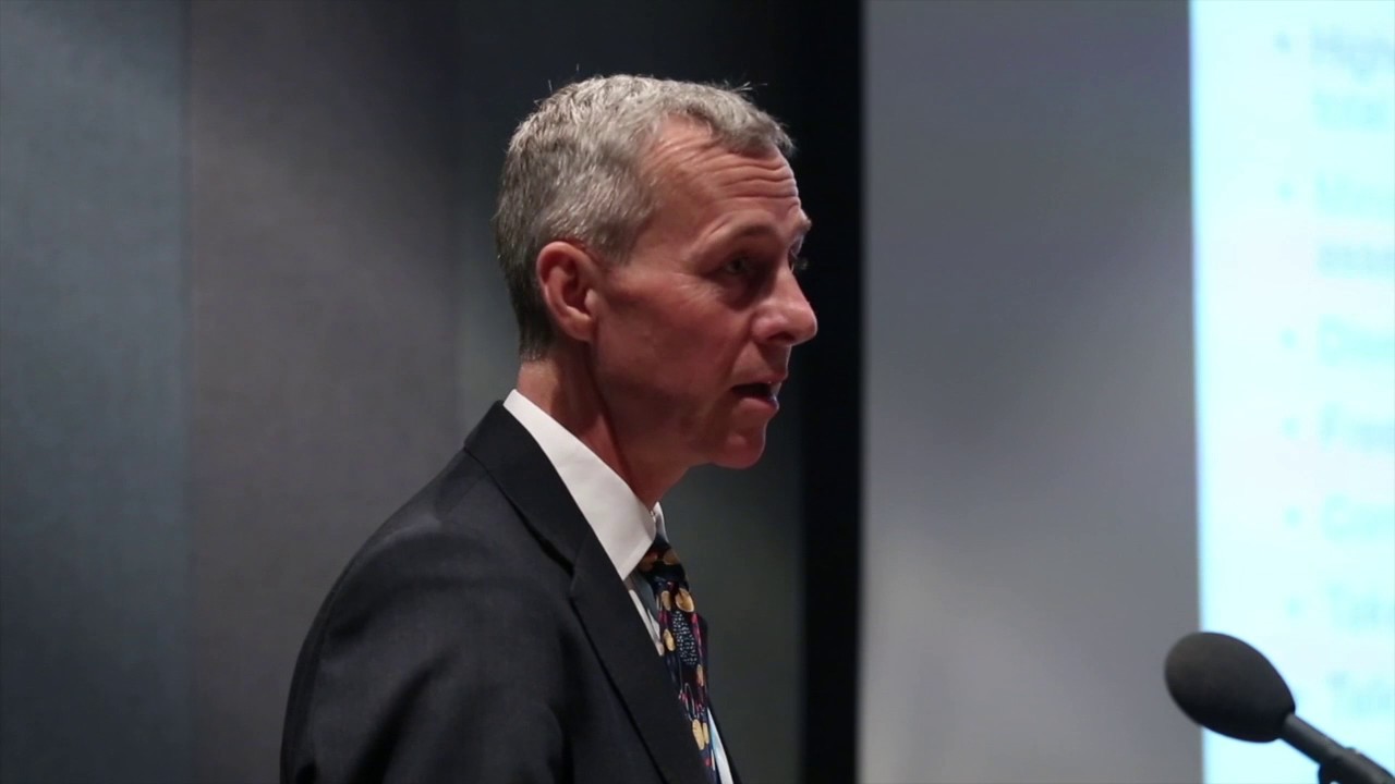 Chief Vet Nigel Gibbens at NFU Conference 17 on AI - Part 2
