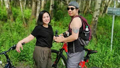 Chickakoo Lake and Elk Island biking