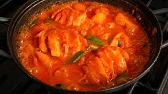 Spicy Braised Chicken (Dakbokkeumtang: ë‹­ë³¶ìŒíƒ•) - Durasi: 11.36. 