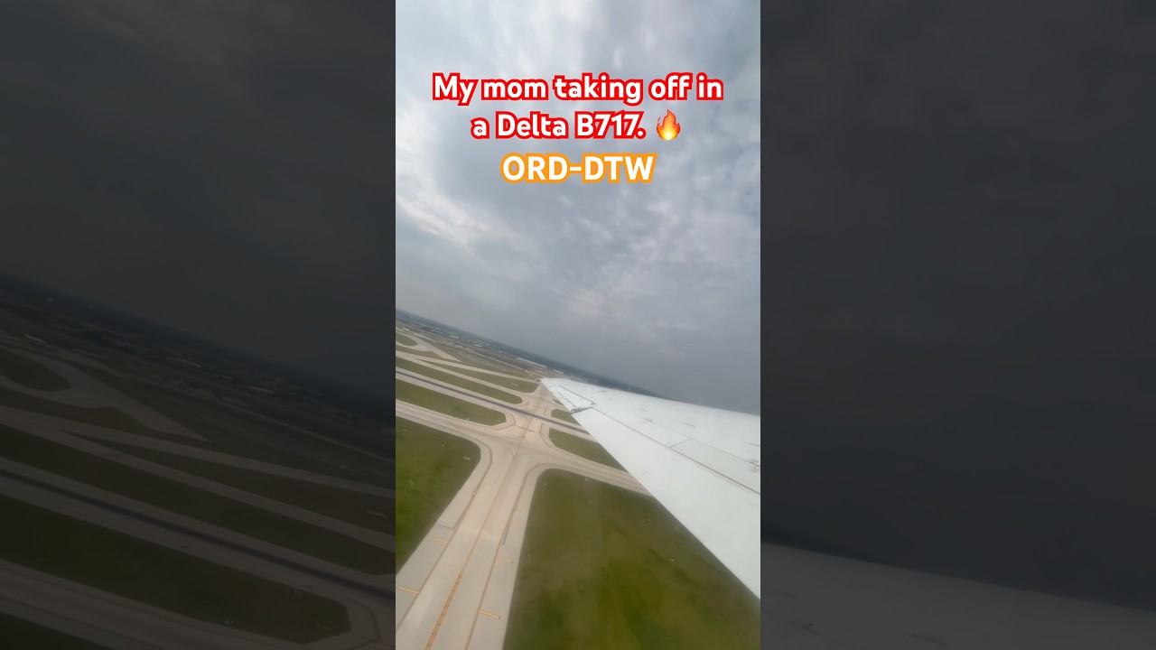 My mom taking off in a delta b717.🔥 #deltaairlines #wing #wing #butterlanding #airport #b717