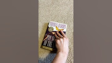 Favorite Book: The Silence of the Lambs 🐑 #horror #horrortok #booktube #booktubetbr #booktok