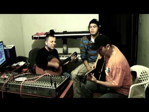 A PRIMERA VISTA - ALEJO ALFREDO Y DANIEL