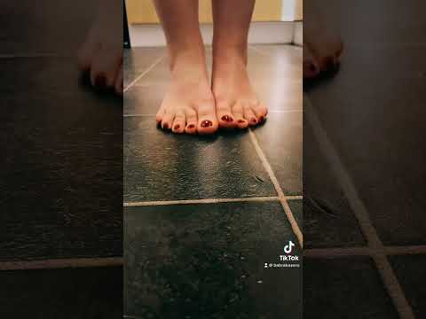 Banana dance TikTok #tiktok  #banana #dance