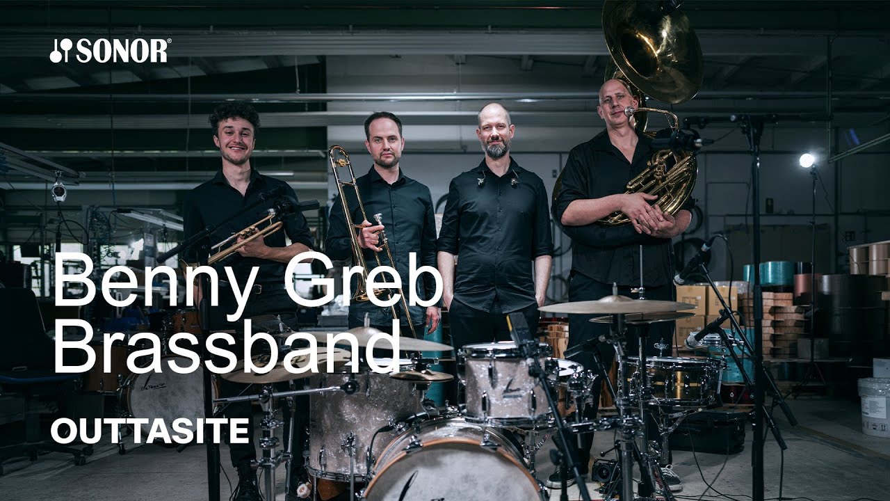 Guarda SONOR Artist Family: Benny Greb Brassband – Outtasite su YouTube Guarda SONOR Artist Family: Benny Greb Brassband – Outtasite su YouTube