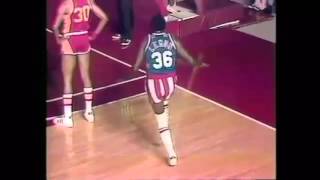 Famous Sports- Meadowlark Lemon Tribute Profile