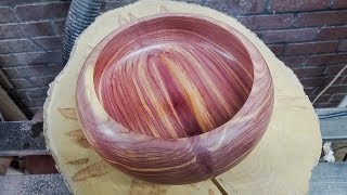 Woodturning a Cedar Bowl