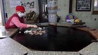 Download Mp3 거대한 드럼통 두부 김치 두루치기 / Giant Drum Roast Pork / Korean Street Food Gudang lagu