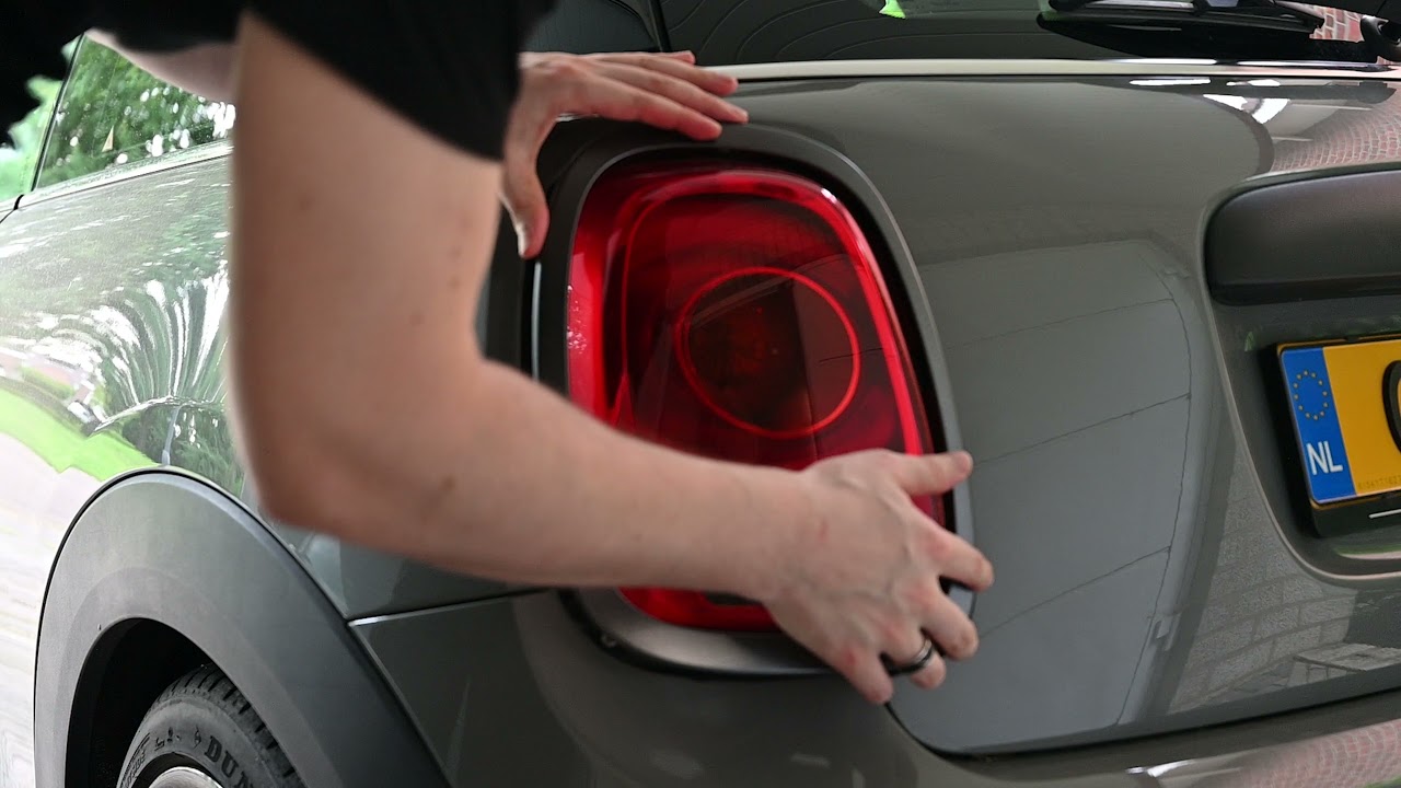 How to remove and place Mini F54/F55/F56/F57/F60 Taillight rings