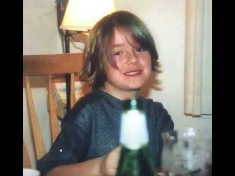 alex g -