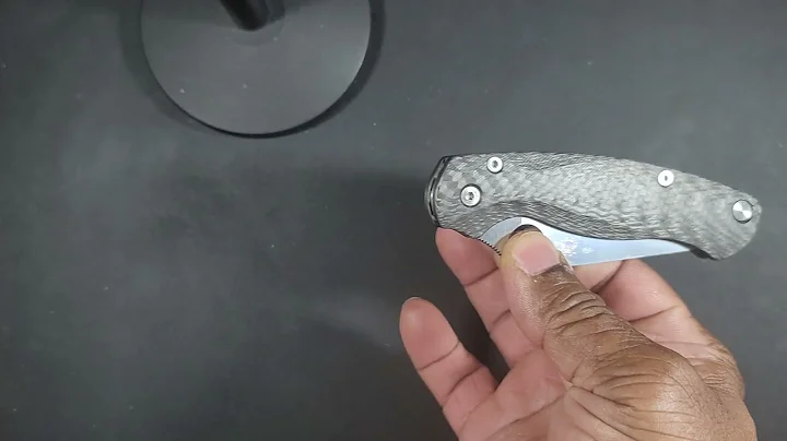 Spyderco PM2 "Spydie Drop" Deployment. For Demonstration purposes Only.