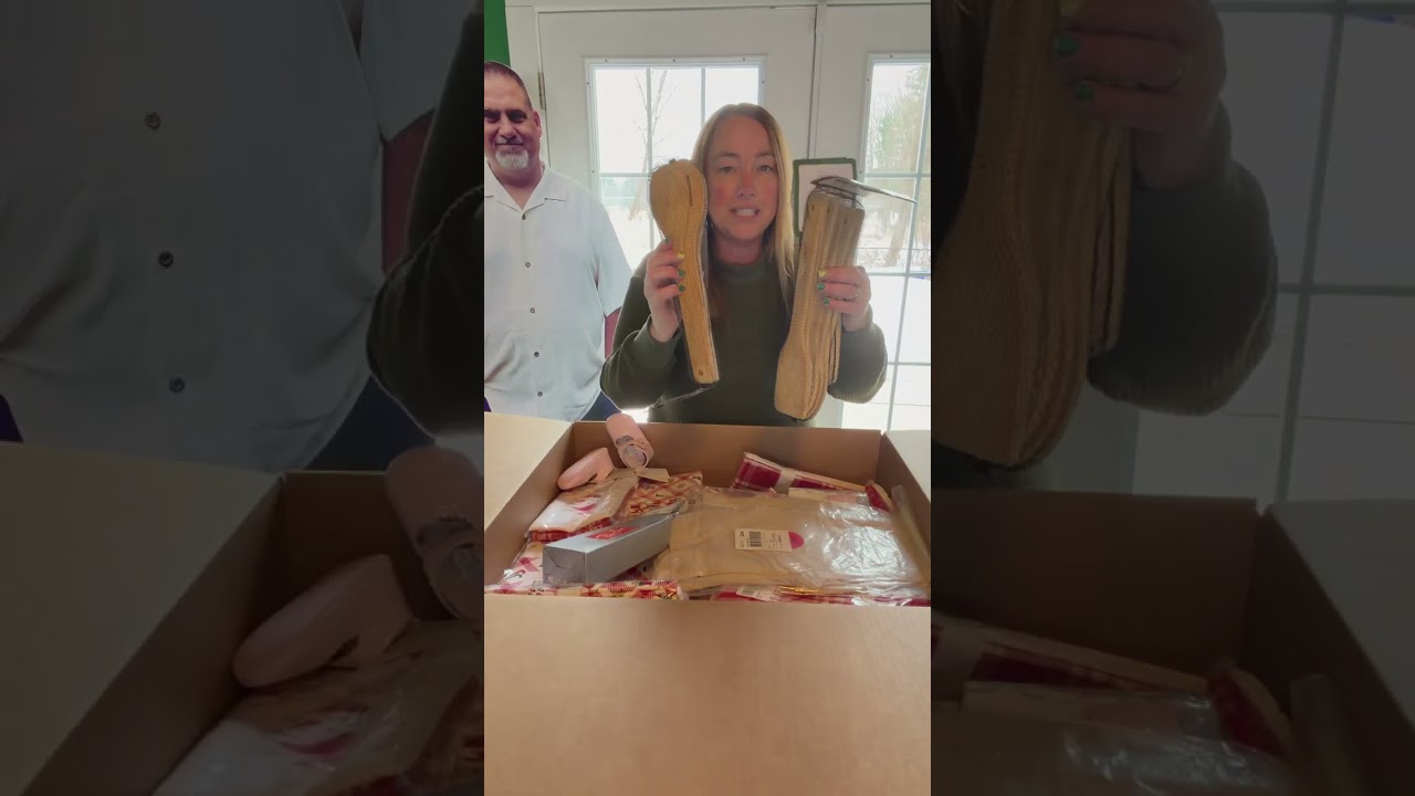 2.17.26 Unboxing Amazon Mystery Box w over $1077 in products