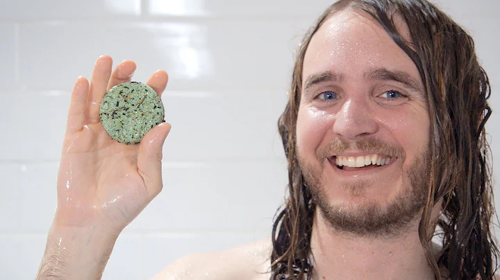 LUSH Shampoo Bar: Squeaky Green