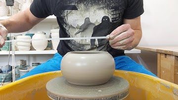 Throwing a Teapot and Lid