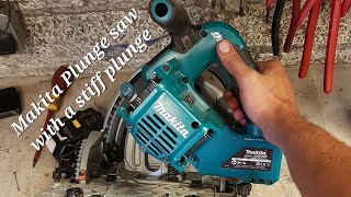 Repairing a Makita DSP600 Plunge Saw that is stiff and sticking.