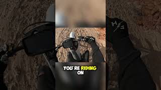 Download Lagu RIJDEND OP MIJN STARK VARG MIDDEN IN DE WOESTIJN! MP3