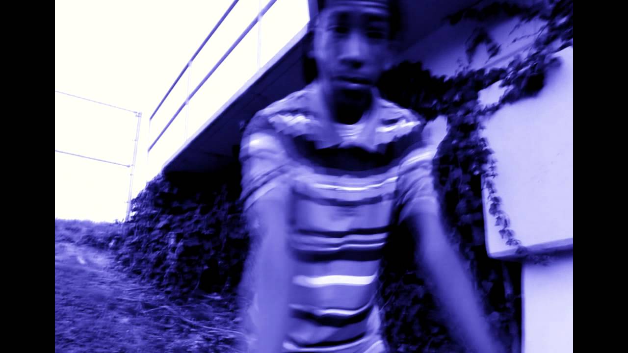 Lil Dee Im So Throwed Offical Video adlı videoyu YouTube'da izle Lil Dee Im So Throwed Offical Video adlı videoyu YouTube'da izle