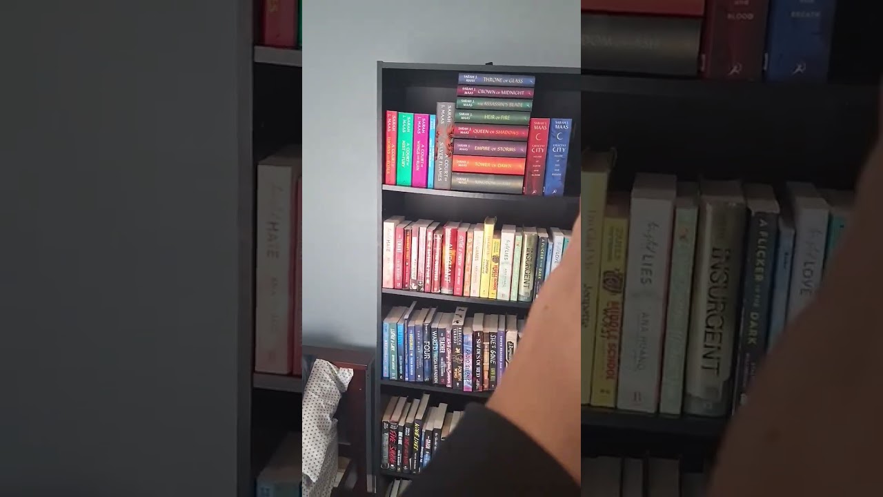 from horribly organized to decent organized lmao #transition #books #reader #booktok #shorts#reading