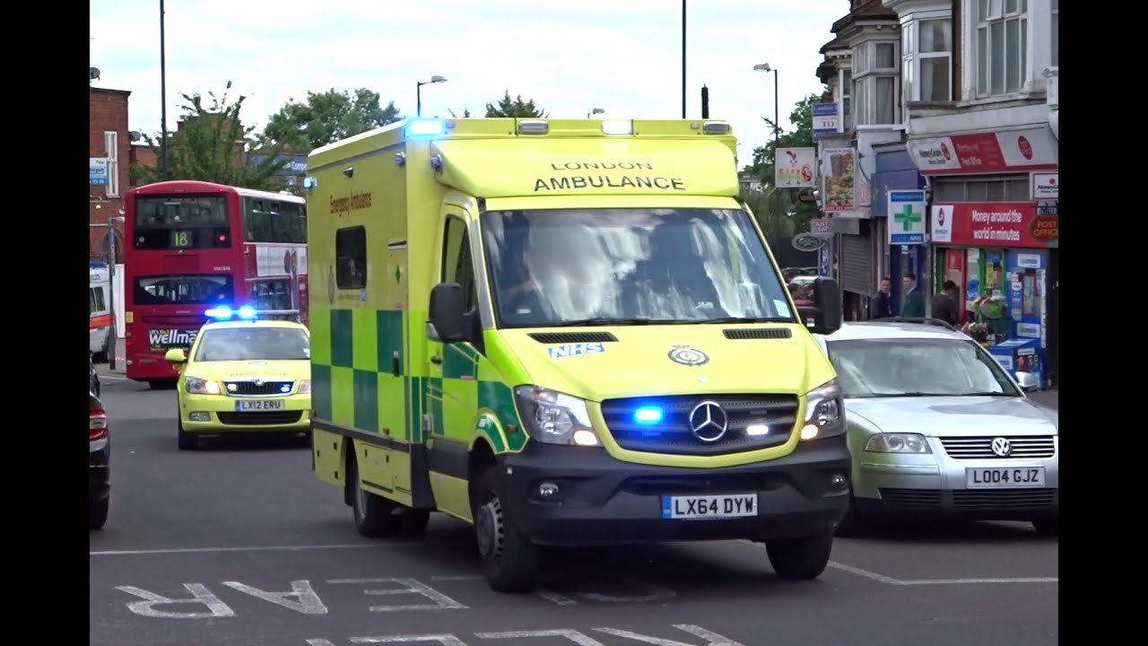 London Ambulance Service + RRV Responding in Convoy - YouTube