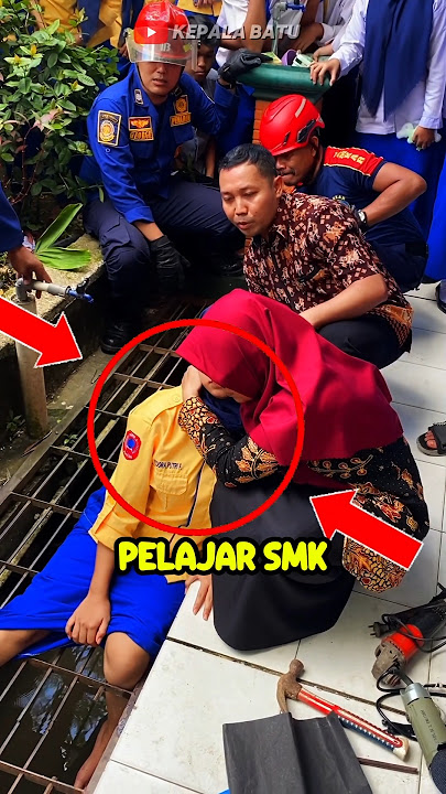 VIRAL‼️ Evakuasi Pelajar SMK Kaki Masuk Selokan 🤣🙌