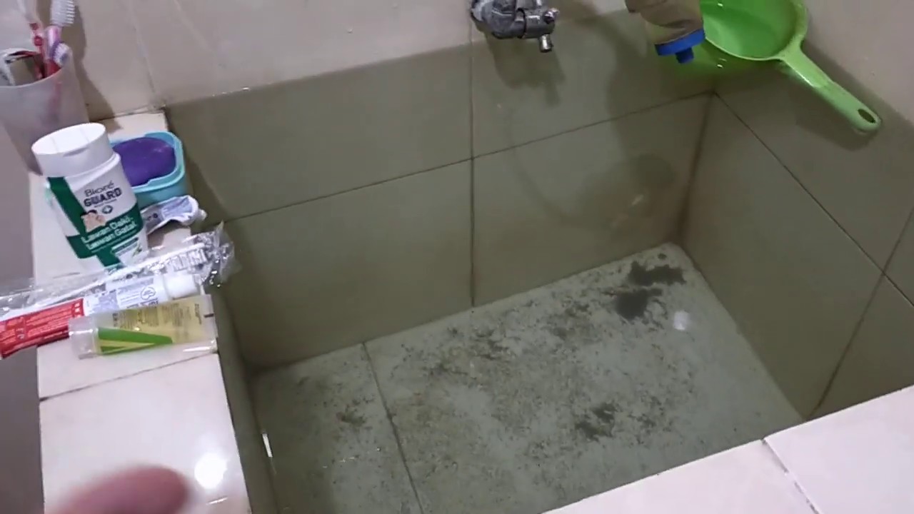 Trik Membersihkan Bak Mandi Kotor Tanpa Menguras Air Youtube